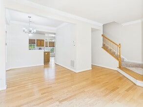 2517 Mountain Ash Cir in Glen Allen, VA - Building Photo - Building Photo