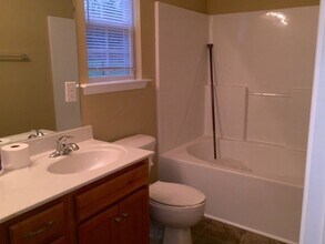 1232 Crescent Ridge Drive in Murfreesboro, TN - Building Photo - Building Photo