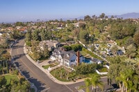 Apartments in Laguna Hills, CA
