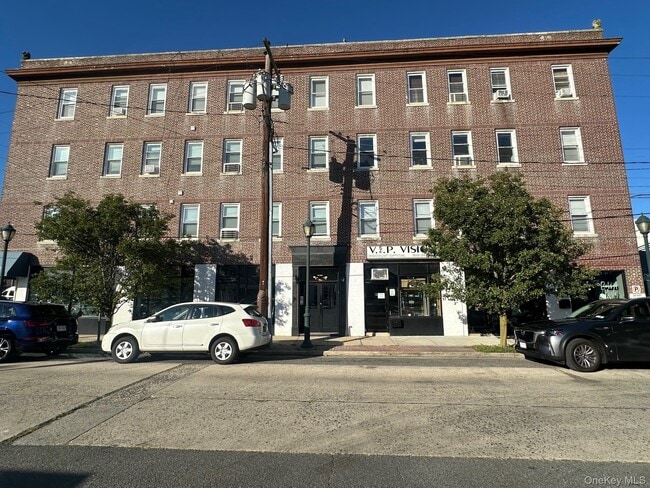 property at 16 New St