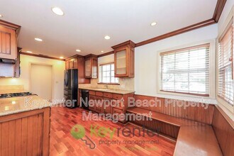 577 N Pine St in Orange, CA - Building Photo - Building Photo