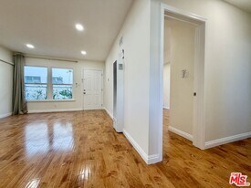 2027 Euclid St in Santa Monica, CA - Building Photo