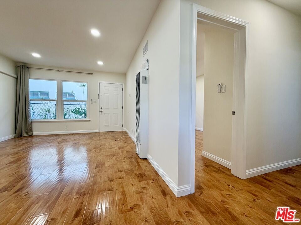 2027 Euclid St in Santa Monica, CA - Building Photo