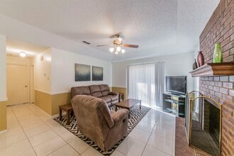 7512 Down Hill Dr in Fort Worth, TX - Building Photo - Building Photo