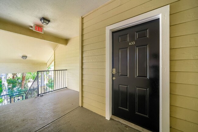 2624 Robert Trent Jones Dr in Orlando, FL - Building Photo - Building Photo