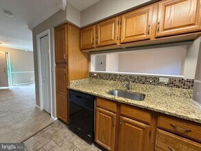 16926 Point Pleasant Ln in Dumfries, VA - Building Photo - Building Photo