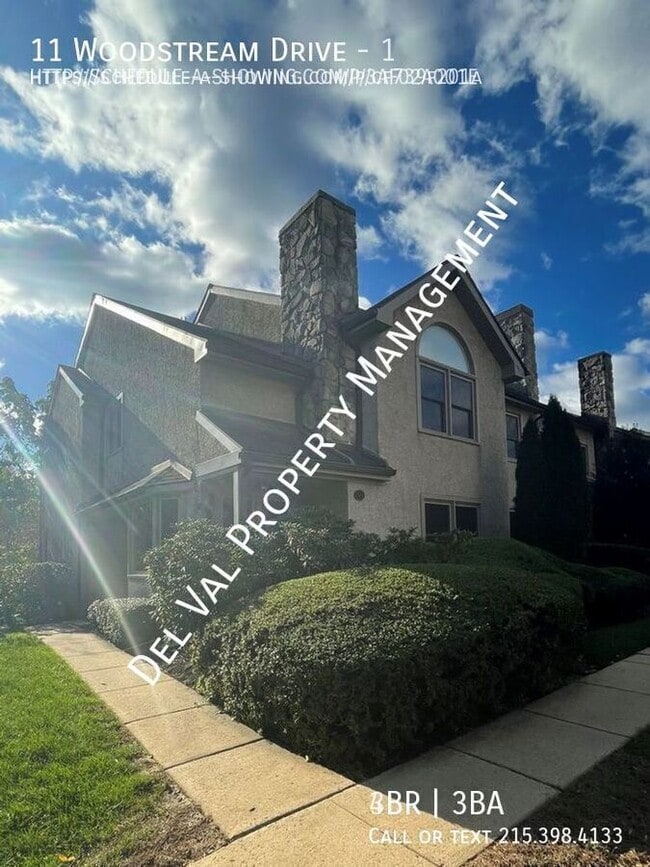 property at 11 Woodstream Dr