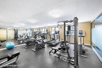 516 W 47th St in New York, NY - Foto de edificio - Building Photo