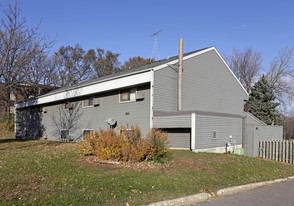 Parkview Terrace in St. Cloud, MN - Building Photo