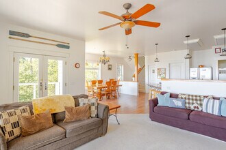 22095 Lee Dr in Jenner, CA - Building Photo - Building Photo