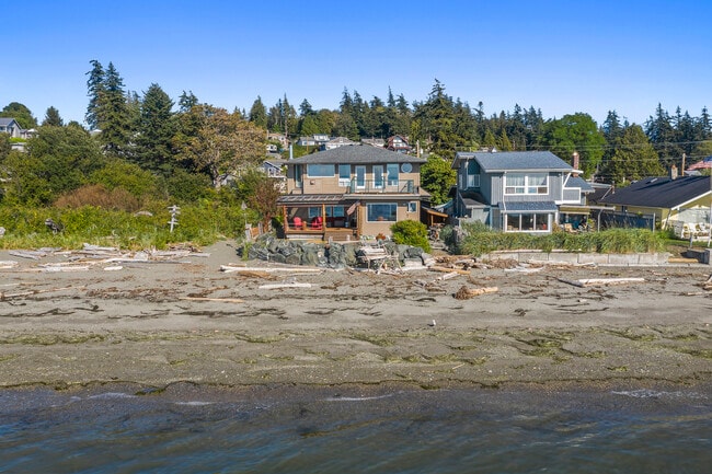 property at 4825 Sucia Dr