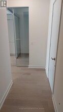 448 Burnhamthorpe Rd W in Mississauga, ON - Building Photo - Building Photo