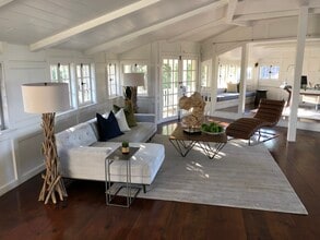 5887 Arboretum Dr, Unit Executive Carriage House in Los Altos, CA - Building Photo - Building Photo