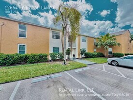 12664 Kenwood Ln in Ft. Myers, FL - Building Photo