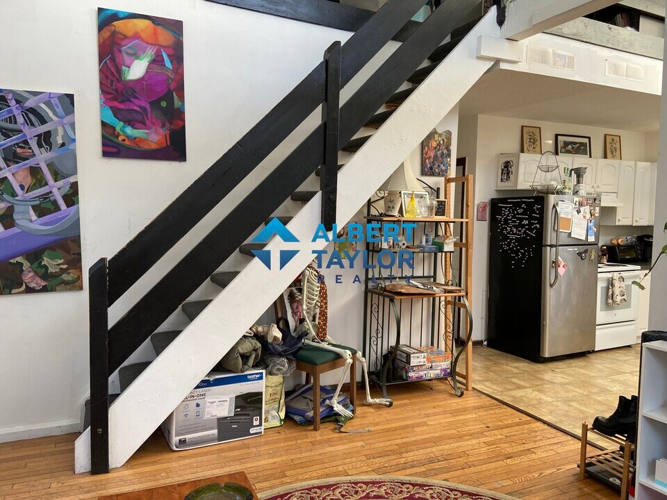 10 Parker Hill Ave, Unit 1 in Boston, MA - Foto de edificio