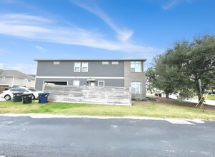 308 Poplar St in College Station, TX - Building Photo - Building Photo