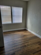 1112-12th 1/2 12th 1/2 St N in Texas City, TX - Building Photo - Building Photo