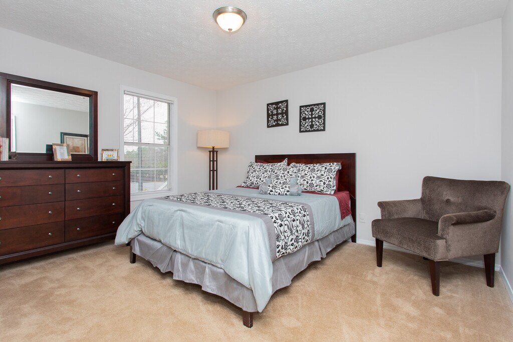 Anthos at Pinewood Manor Jonesboro, GA Apartments