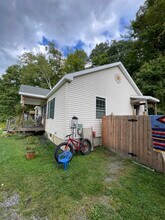 4 Rock Point Rd in Burlington, VT - Building Photo - Building Photo