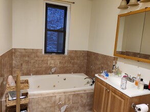 1426 Commonwealth Ave, Unit 1 in Boston, MA - Building Photo - Building Photo