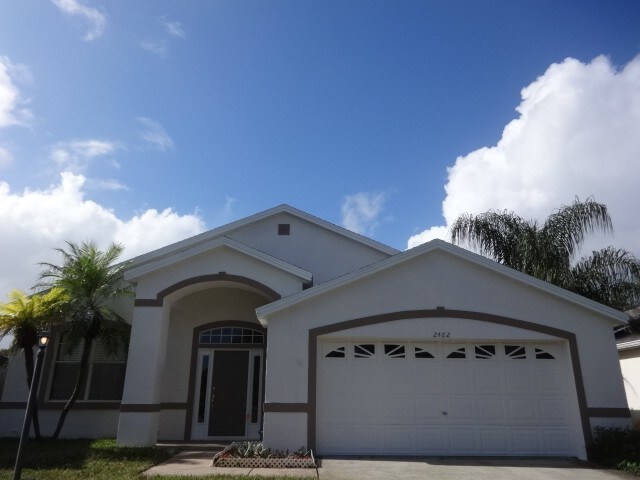 2462 St Johns Ln in Melbourne, FL - Building Photo
