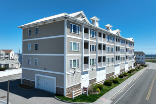 Hampton Shores Apartments