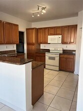 11541 NW 68th Terrace in Doral, FL - Building Photo - Building Photo