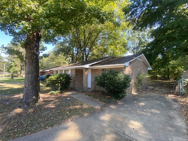 4113 Piedmont Dr in Montgomery, AL - Building Photo - Building Photo