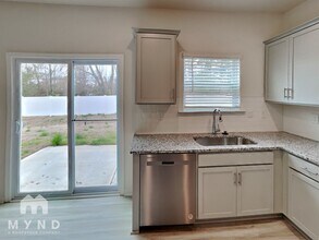 14228 Wilson Mac Ln in Charlotte, NC - Building Photo - Building Photo