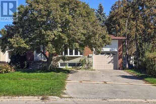 629 Park Rd N in Oshawa, ON - Building Photo