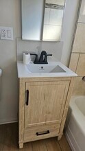 1518 W 85th St, Unit 1 in Los Angeles, CA - Building Photo - Building Photo