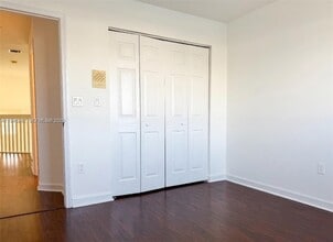 11541 NW 68th Ter in Doral, FL - Building Photo - Building Photo