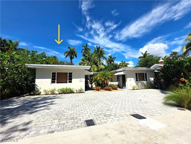 1534 Avalon Pl in Ft. Myers, FL - Building Photo - Building Photo