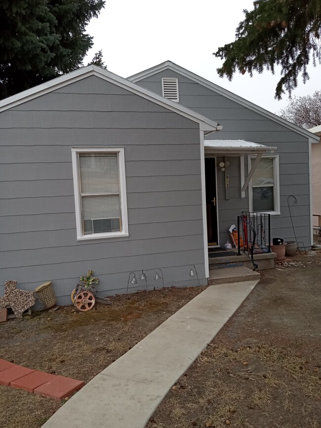 913 S 6th St in Raton, NM - Building Photo - Building Photo