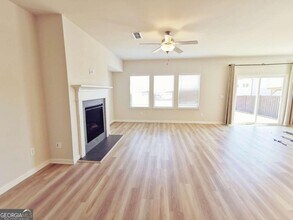 5859 Un Grv Dr in Braselton, GA - Building Photo - Building Photo