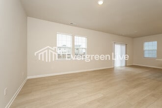 817 Pear Blossom Ct in Winston-Salem, NC - Building Photo - Building Photo