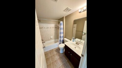 9403 Aston Villa in Ellicott City, MD - Building Photo - Building Photo