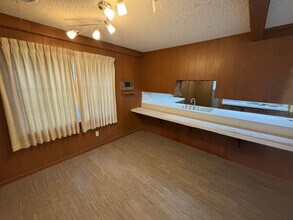 598 W N Washington St in Abilene, TX - Building Photo - Building Photo