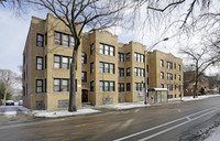 300 E 78th St in Chicago, IL - Foto de edificio - Building Photo