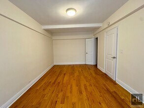 EAST 56 STREET, Unit 7L in New York, NY - Building Photo - Building Photo