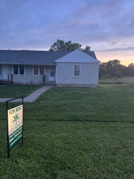 1026 Ash Ct in Lyndon, KS - Building Photo