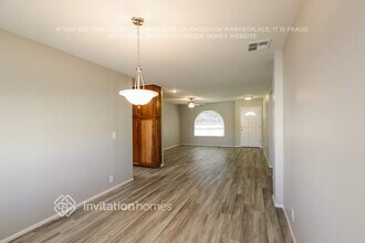 16424 N 51st Dr in Glendale, AZ - Building Photo - Building Photo