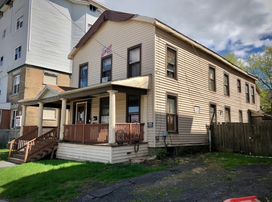 104 Henry St in Binghamton, NY - Building Photo