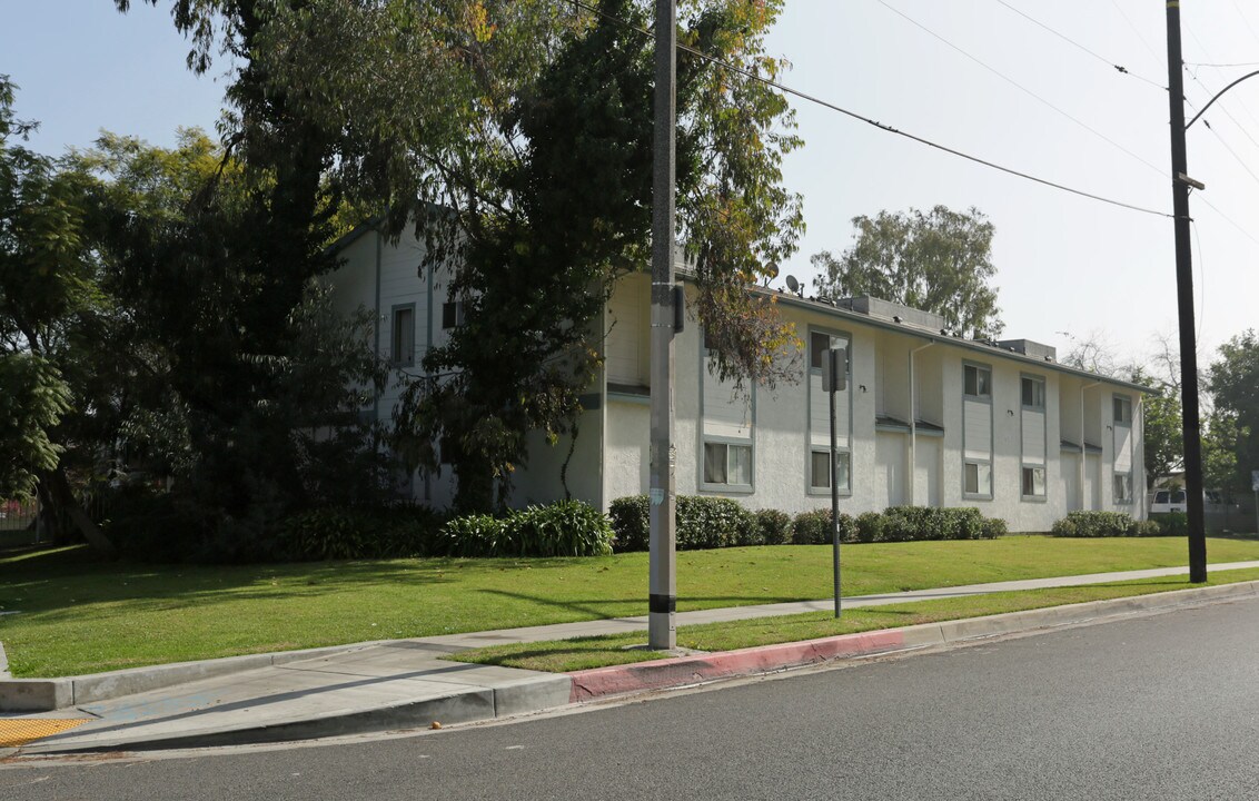 2314 E 126th St in Compton, CA - Building Photo