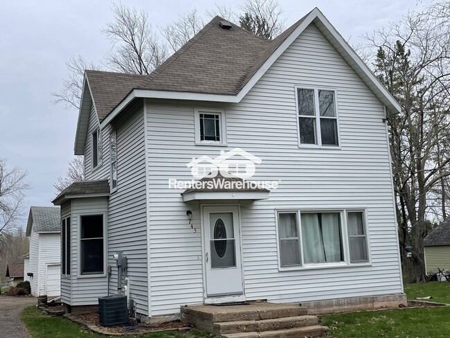 property at 745 Broadway St