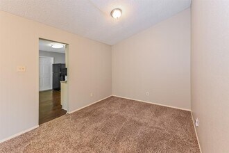 6316 Porterway Dr in Houston, TX - Building Photo - Building Photo