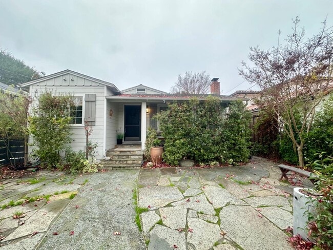 property at 456 King St