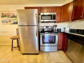 1440 N Idaho Rd in Apache Junction, AZ - Building Photo - Building Photo