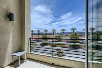 2430 Community Ln in San Diego, CA - Building Photo - Building Photo