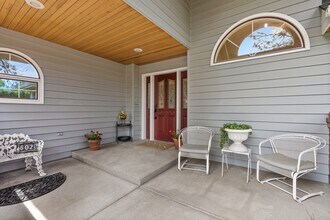 602 W Bradford Ct in Spokane, WA - Building Photo - Building Photo